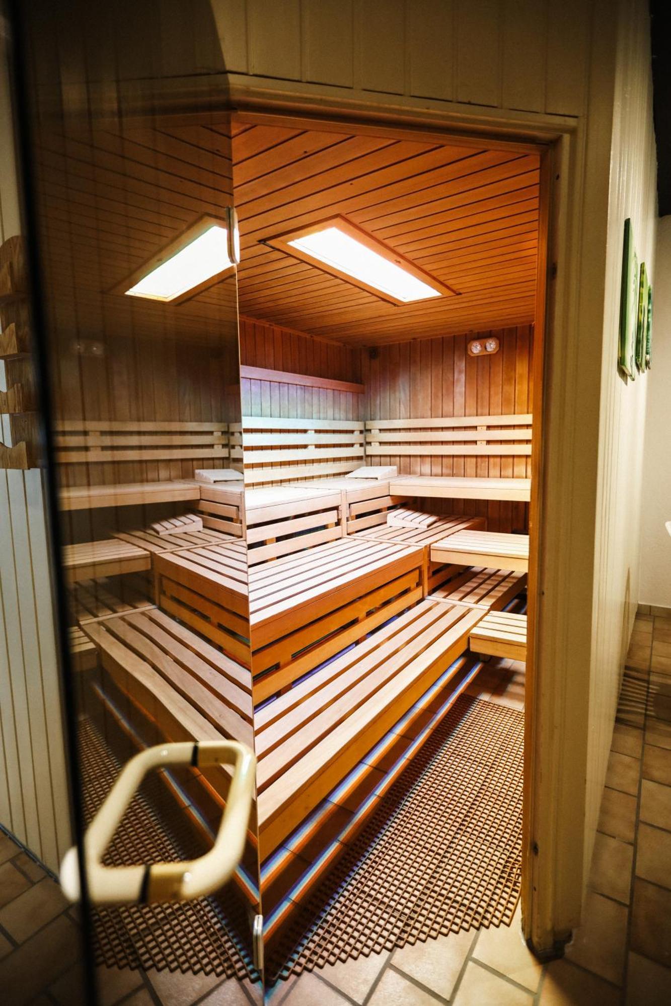 Apartment 540, Oberharz, Mit Schwimmbad Und Sauna ブラウンラーゲ エクステリア 写真